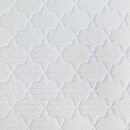 Colchón Ultrafirm 200X200X30 + Protector acolchado + 2 Almohadas