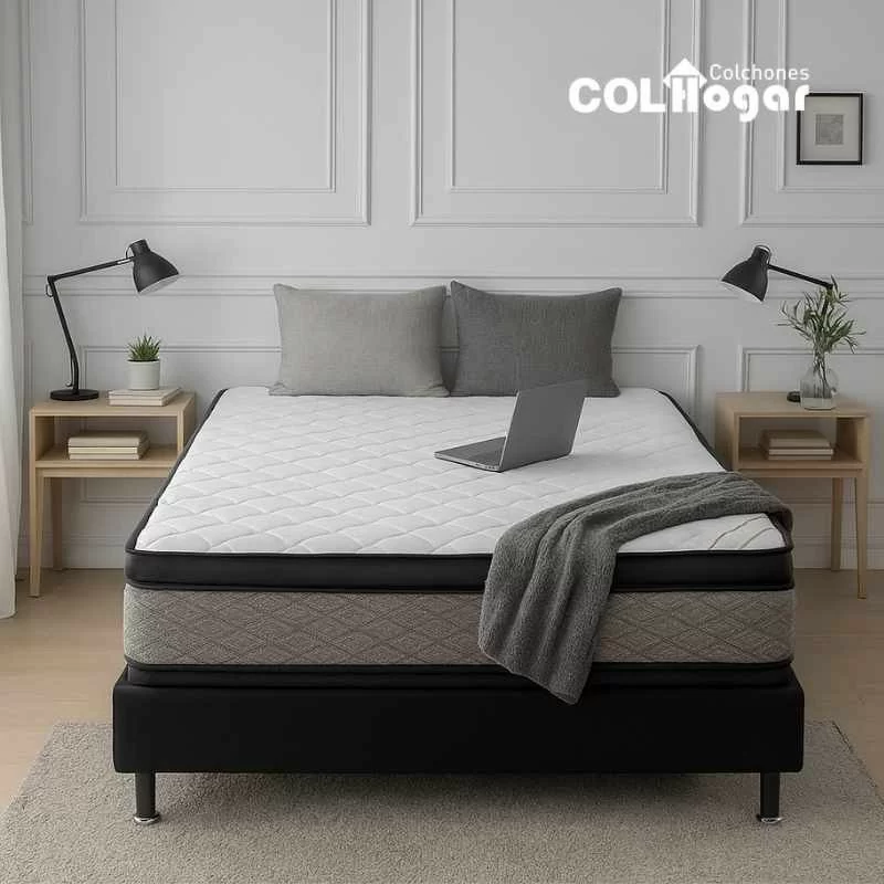 Colchón Ultrafirm 140X190X30 + Base Cama + Protector Impermeable + 3 Almohadas
